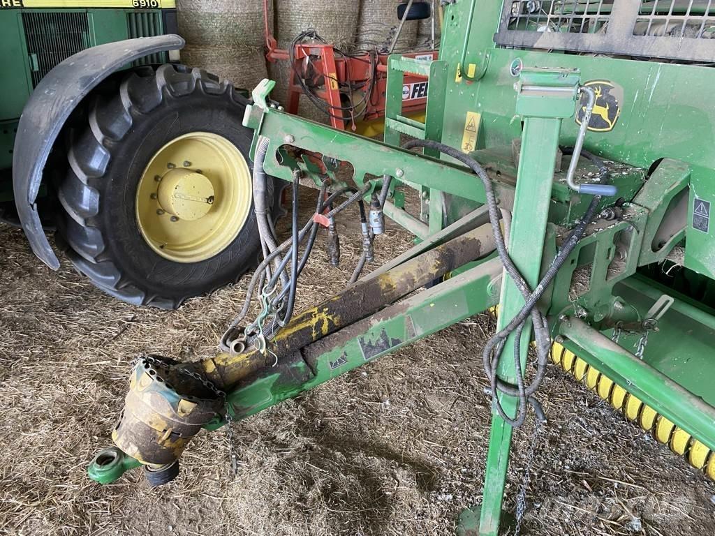 John Deere 623 Lisy na okrúhle balíky