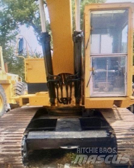 CAT 225 B LC Pásové rýpadlá