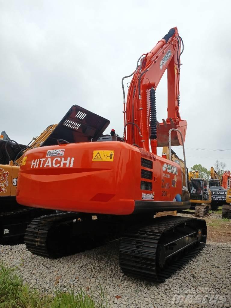 Hitachi ZX 200-3 Pásové rýpadlá