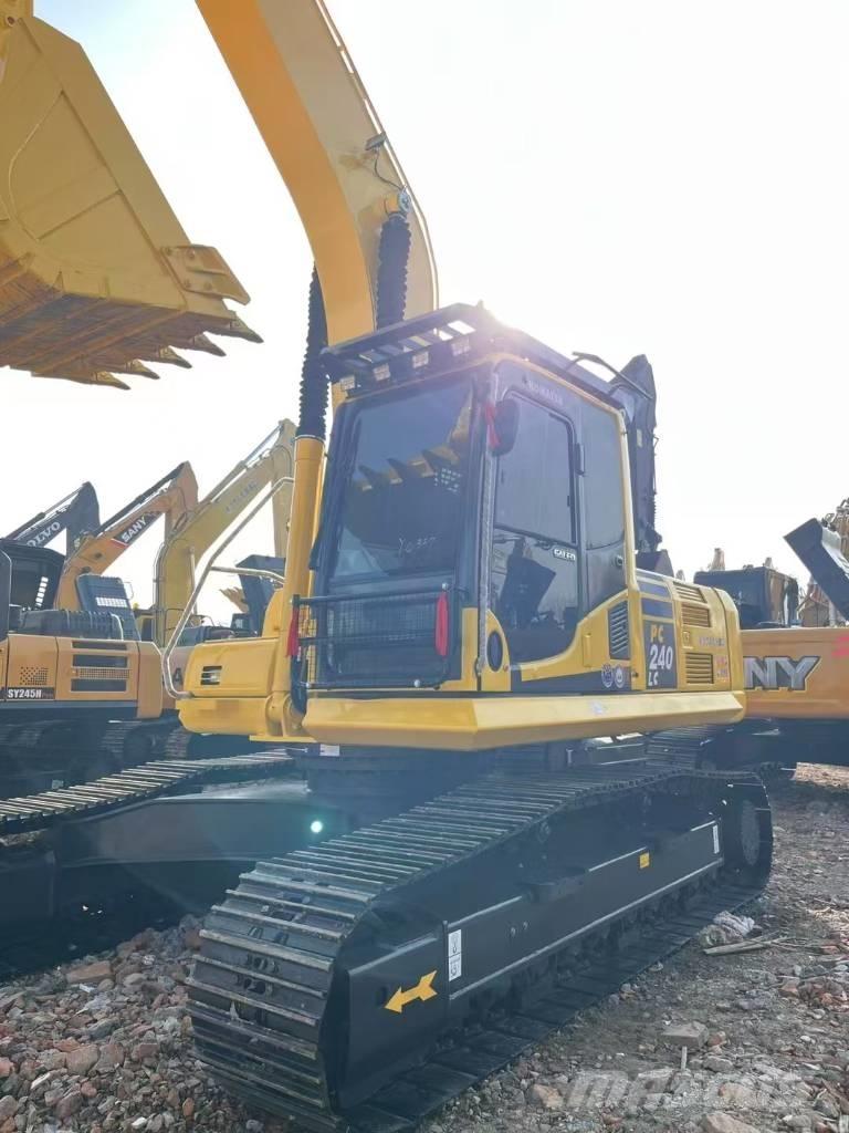 Komatsu 240 LC-8 Pásové rýpadlá