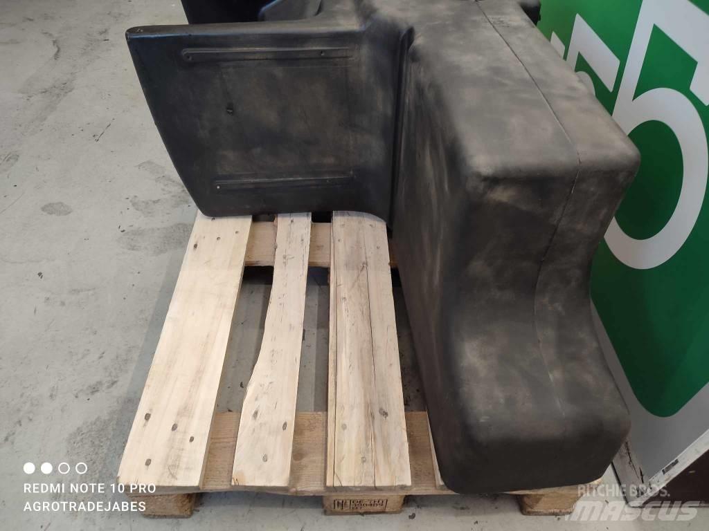 Valtra N91 Fuel Tank Kabíny a interiér
