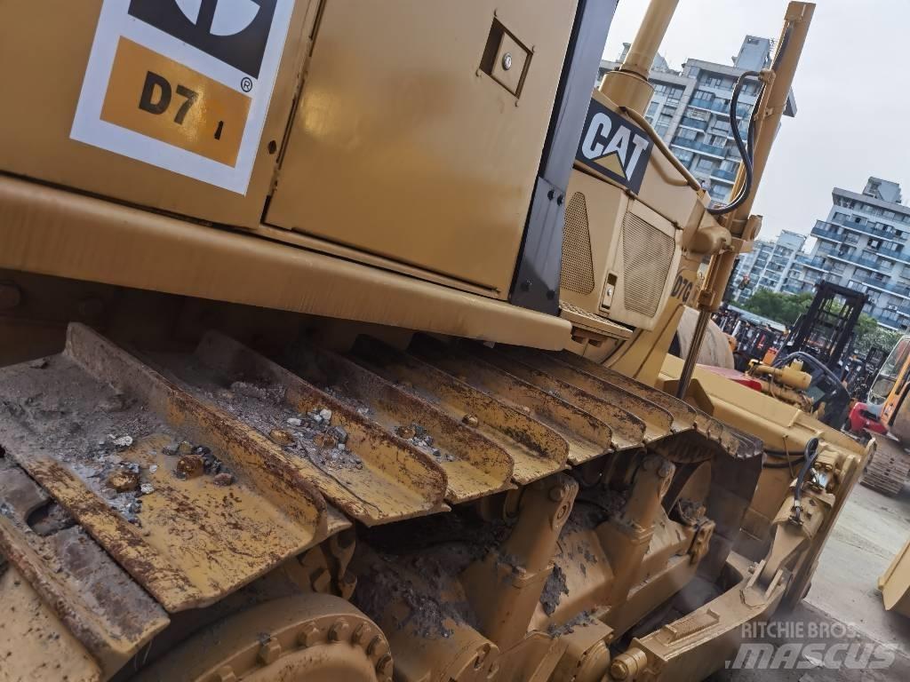 CAT D 7 G Grejdery