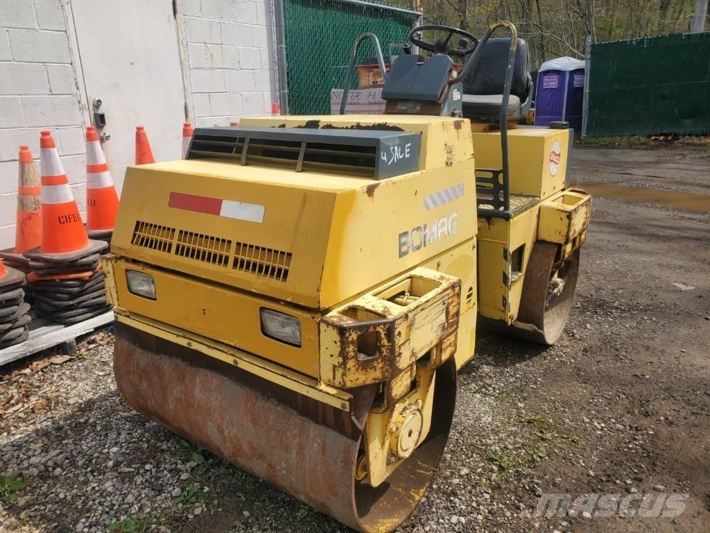 Bomag BW121 AD-2 Tandemové valce