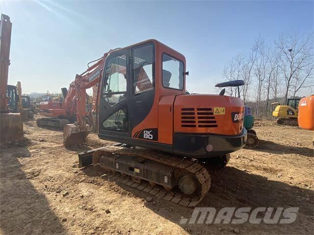 Doosan DX80 Midi rýpadlá 7 t - 12 t