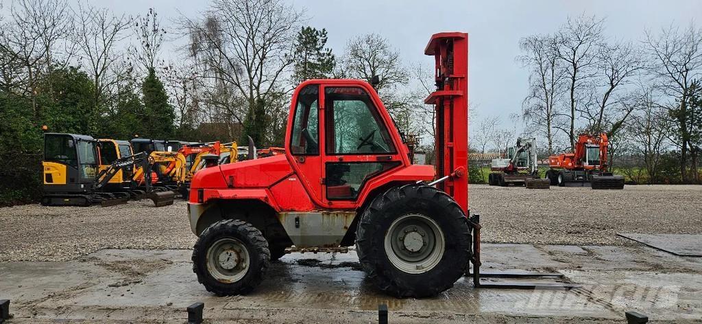 Manitou M26-4 t Terénne vysokozdvižné vozíky