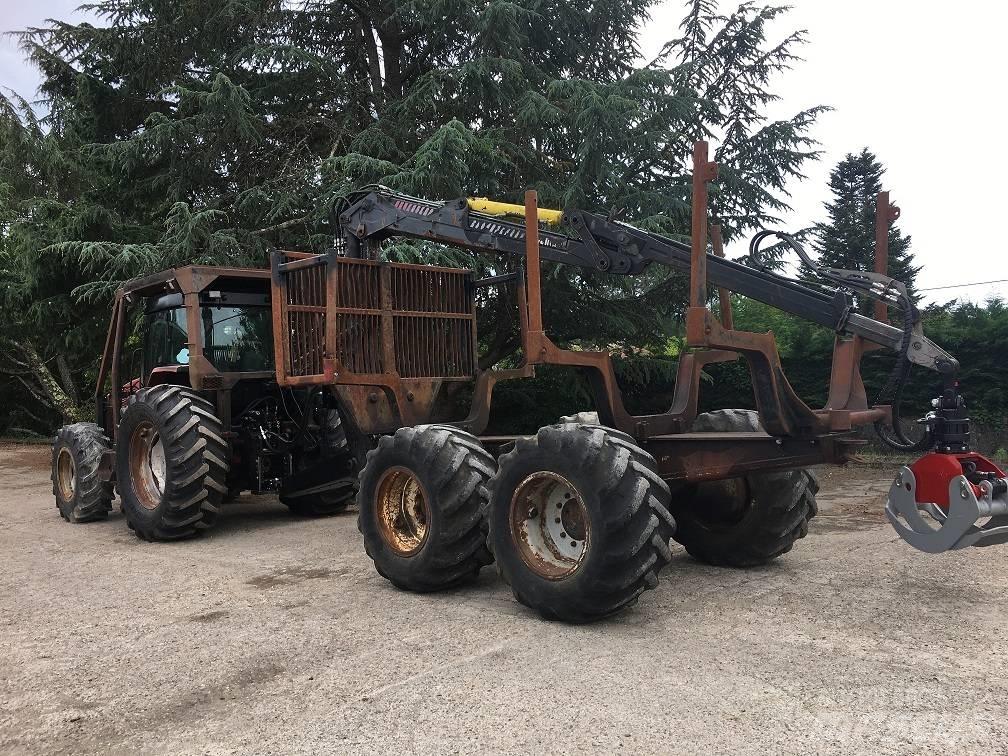 CASE MX 135 Lesné traktory