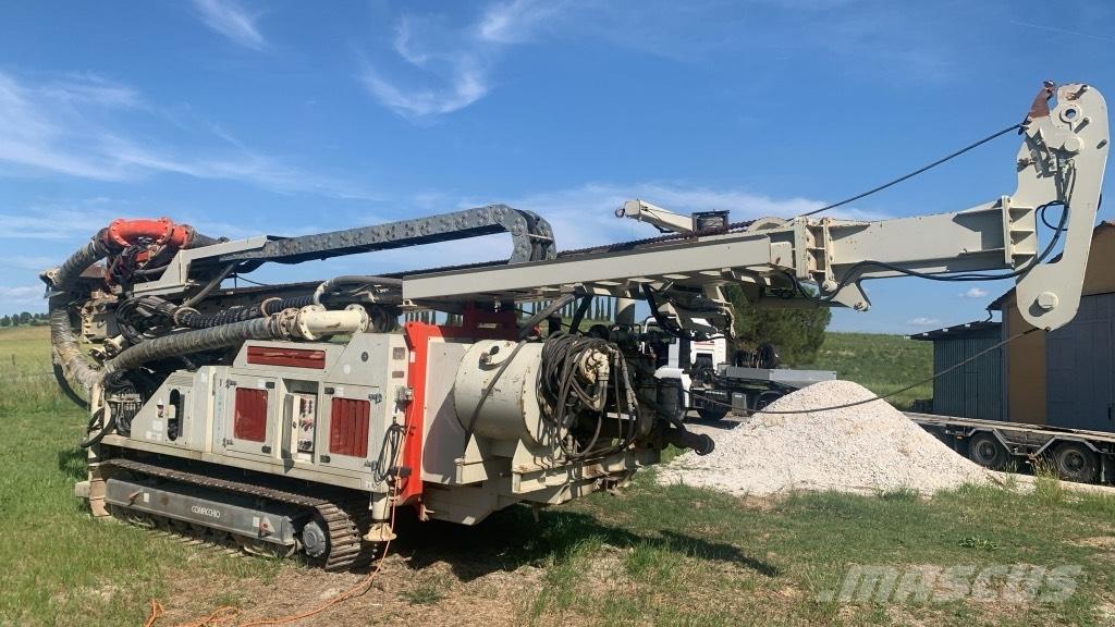 Comacchio MC 900 P1 Vodné vrtné súpravy