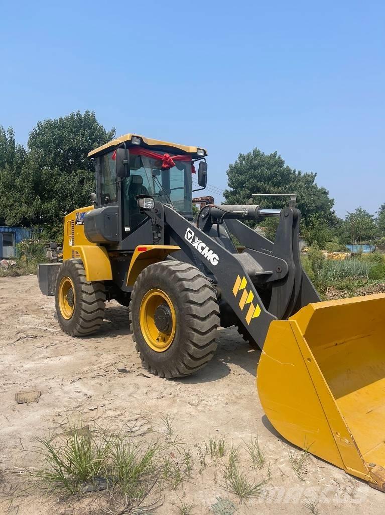 XCMG LW 300 FV Kolesové nakladače