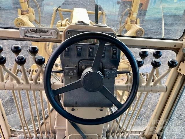 CAT 140 H Grejdery