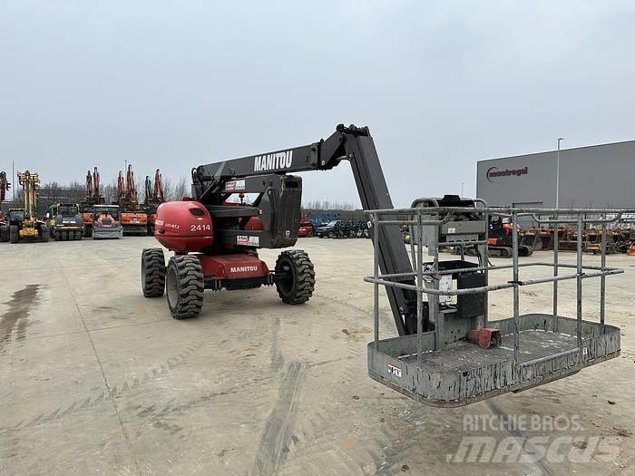 Manitou 200ATJ Kĺbové plošiny