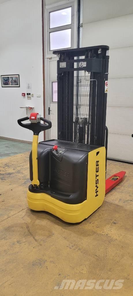 Hyster S 1.4 AC Samohybné vozíky