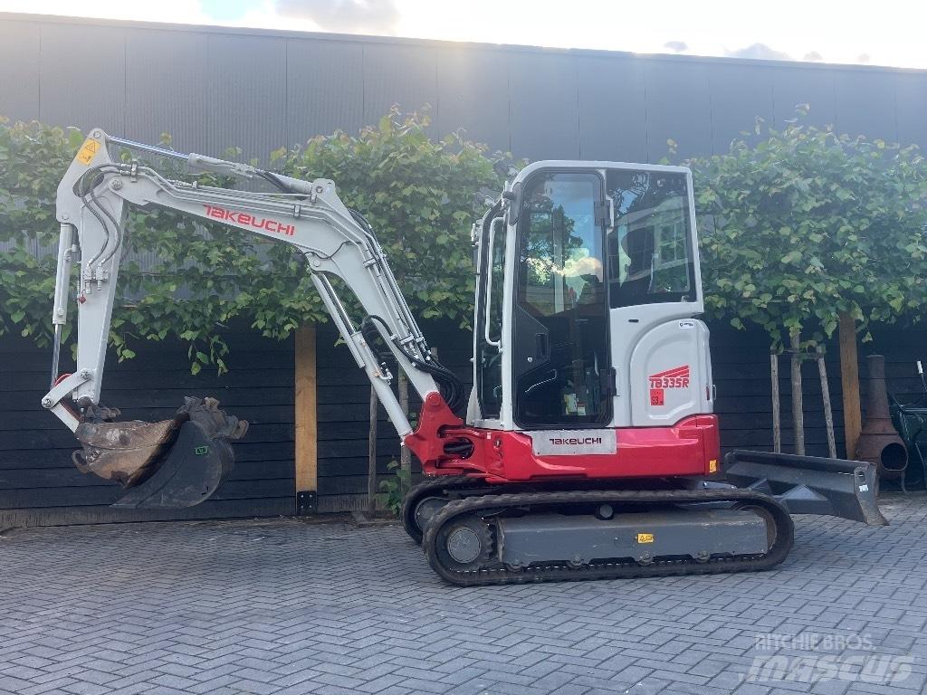 Takeuchi TB 335 R Mini rýpadlá < 7t