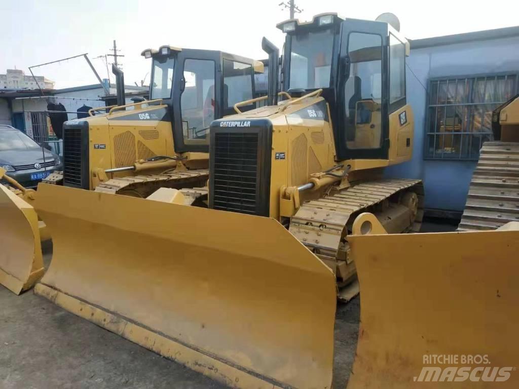 CAT D5M Pásové dozéry