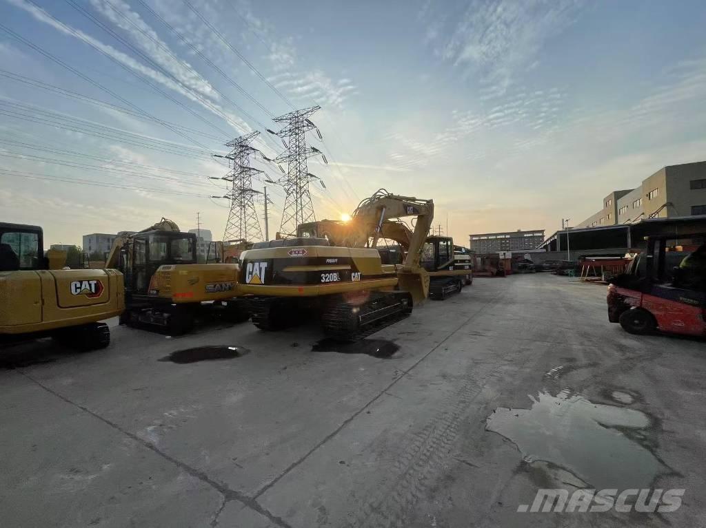 CAT 320 B Pásové rýpadlá
