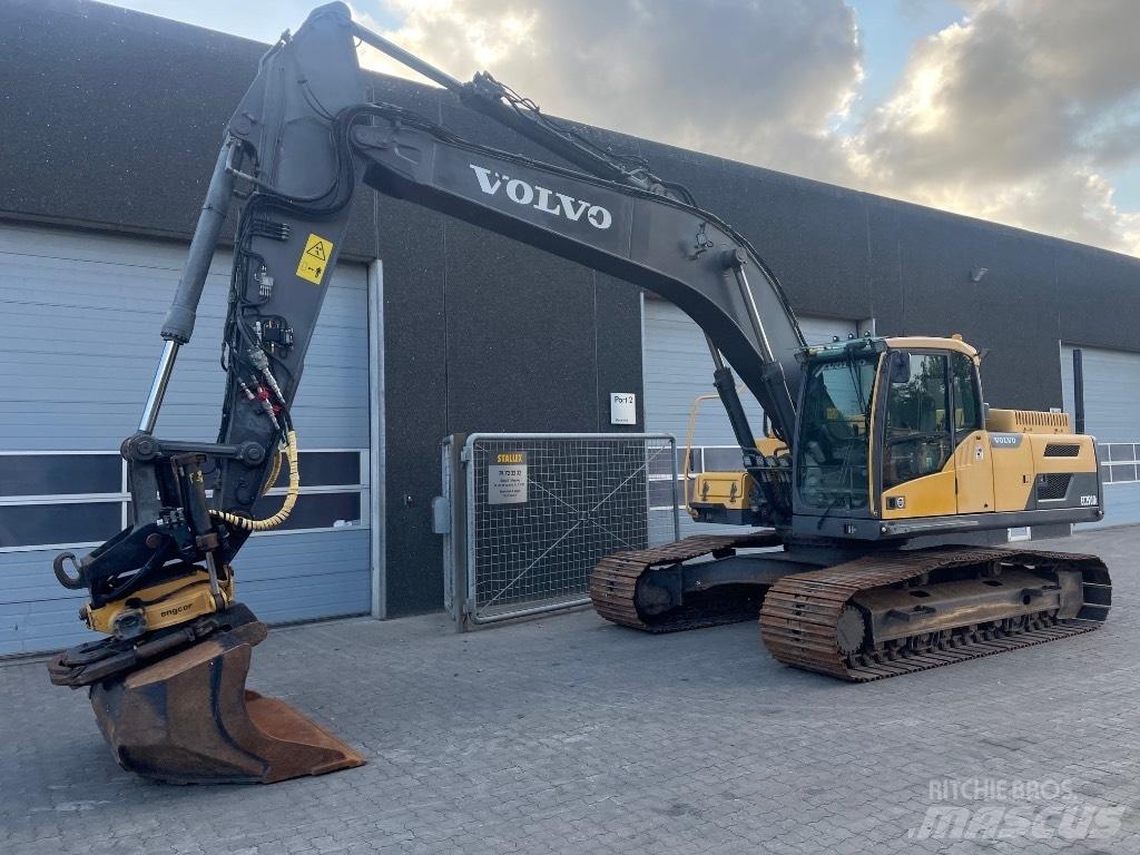 Volvo EC250DL Pásové rýpadlá