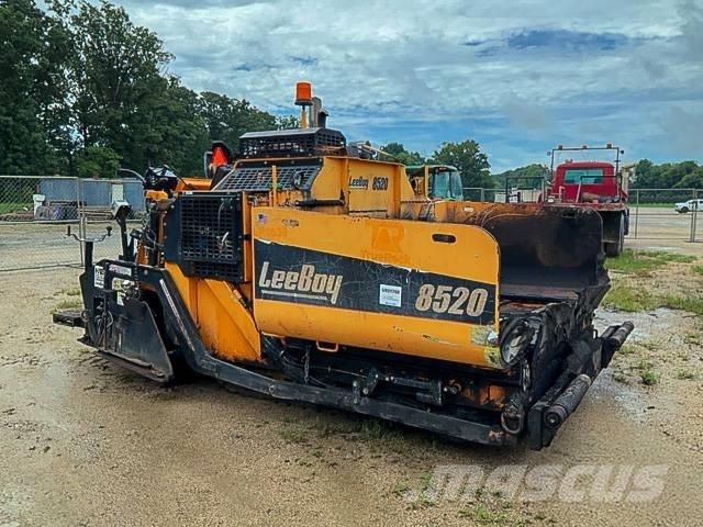LeeBoy 8520 Finišéry