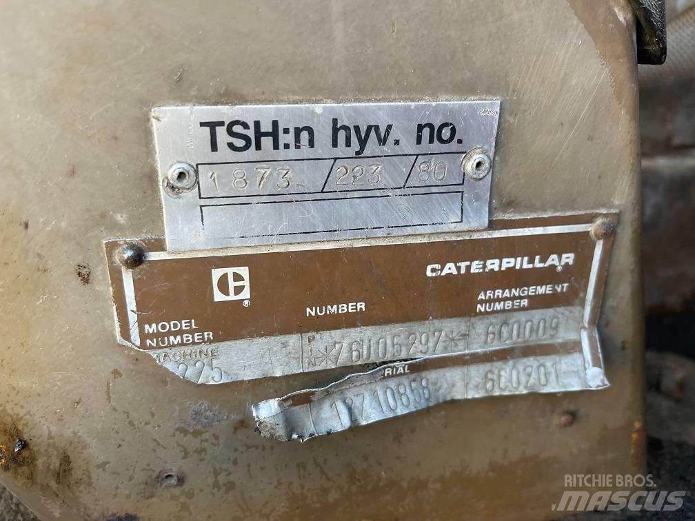 CAT 225 Pásové rýpadlá
