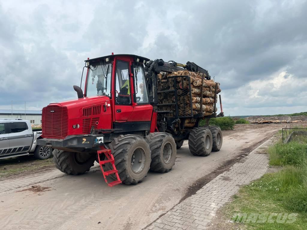 Komatsu 845 Lesné traktory