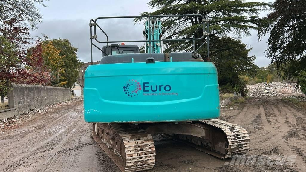 Kobelco SK210LC-10 Pásové rýpadlá