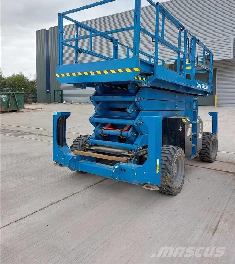 Genie GS 5390 RT Nožnicové zdvíhacie plošiny
