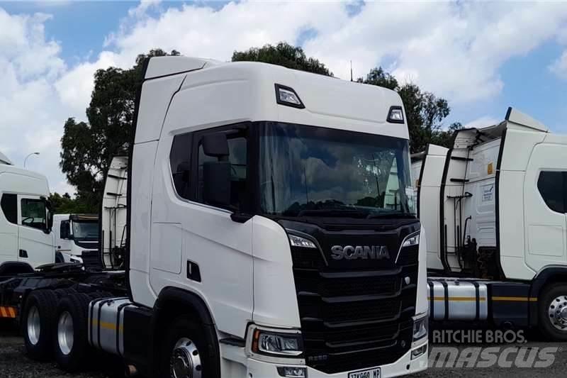 Scania R560 Ďalšie nákladné vozidlá