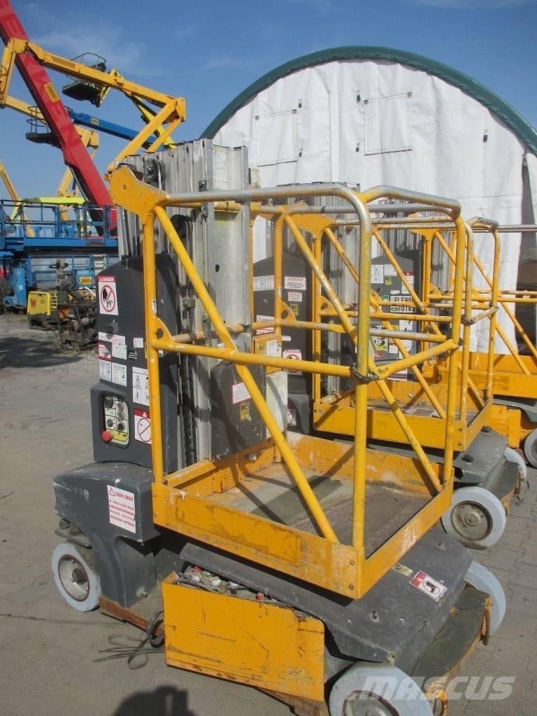 JLG Toucan Junior 8 Vertikálne stĺpové výťahy