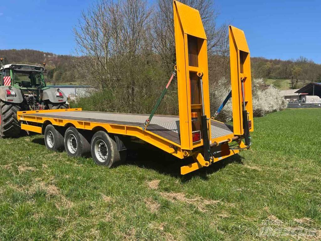 Schmitz AWF 24 Nízko rámové nákladné automobily