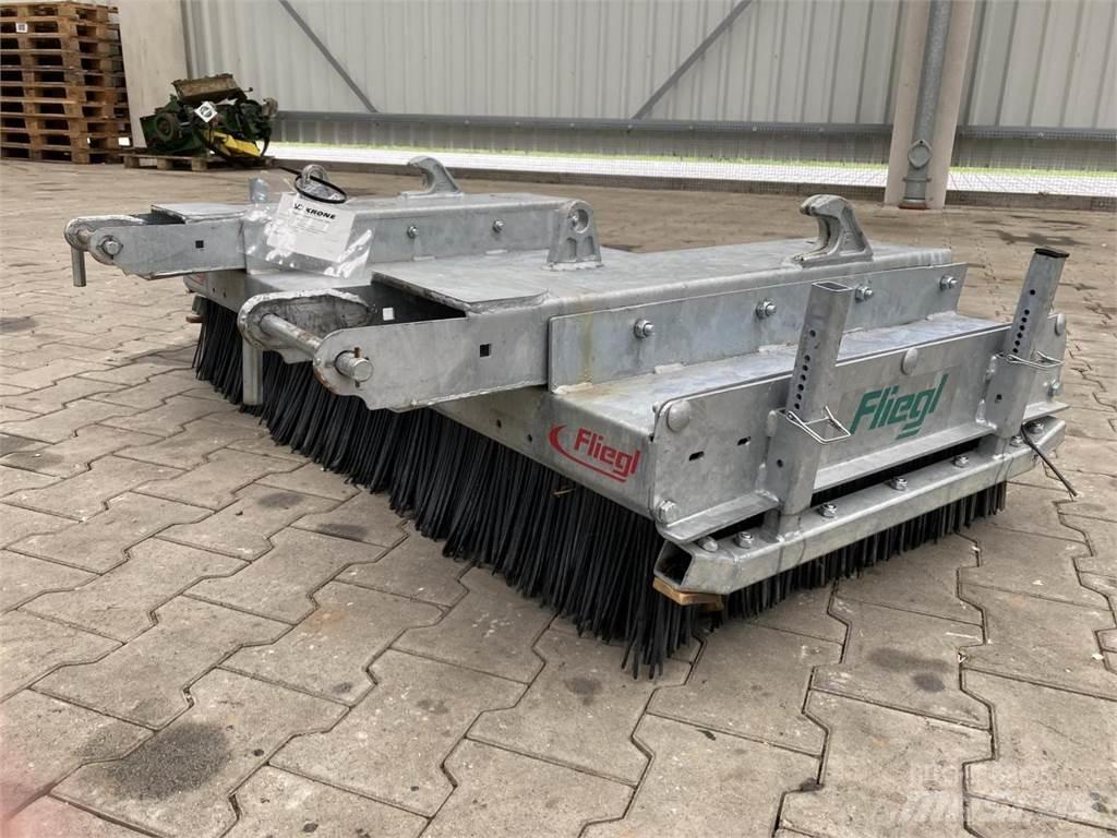 Fliegl Löwe 1,50m Zametacie stroje