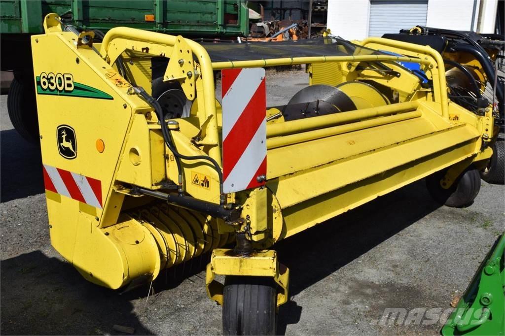 John Deere 7250 i Samochodné kosačky