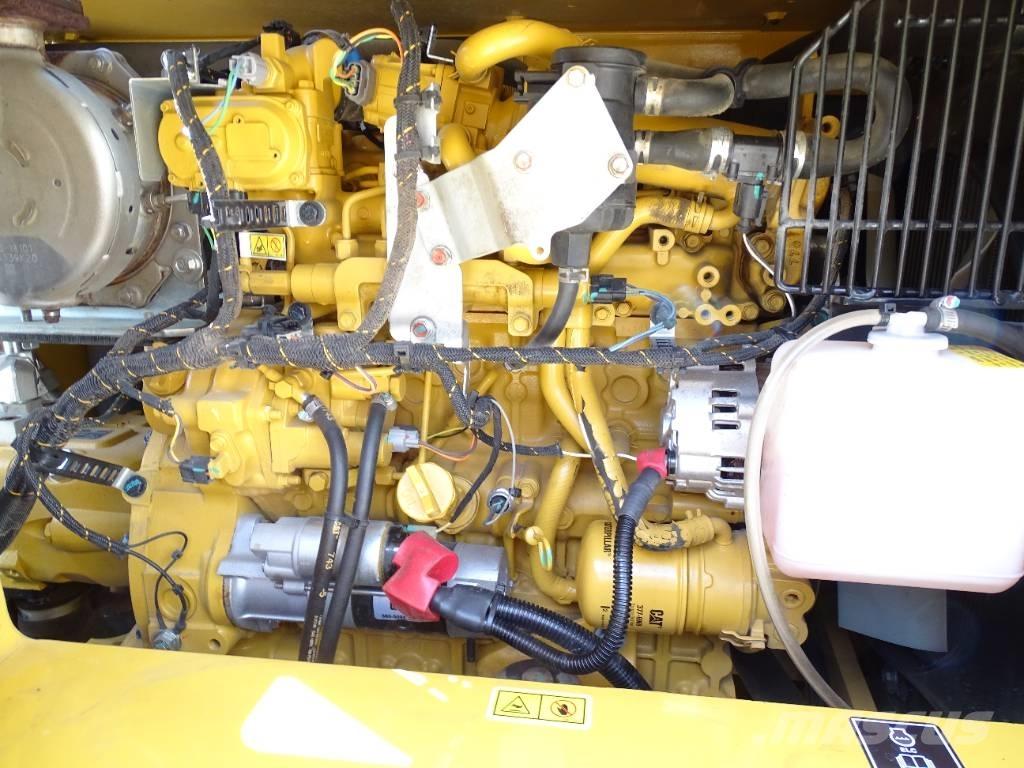 CAT 310 Midi rýpadlá 7 t - 12 t