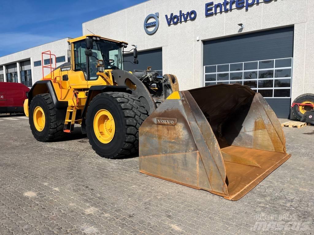 Volvo L260H Kolesové nakladače