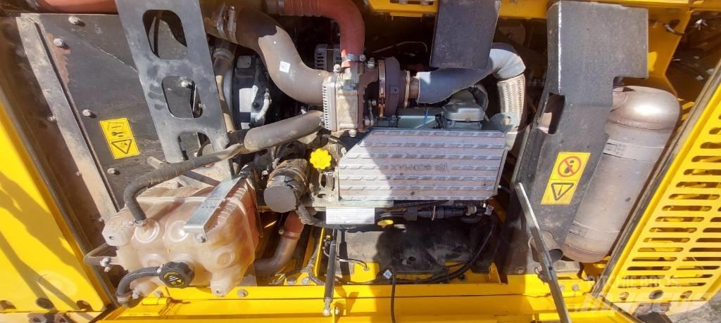 JCB JS 220 X Pásové rýpadlá