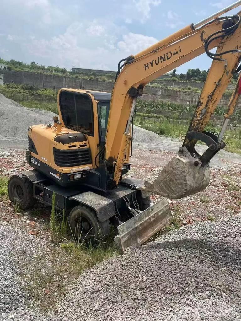 Hyundai 60W-9 Kolesové rýpadlá