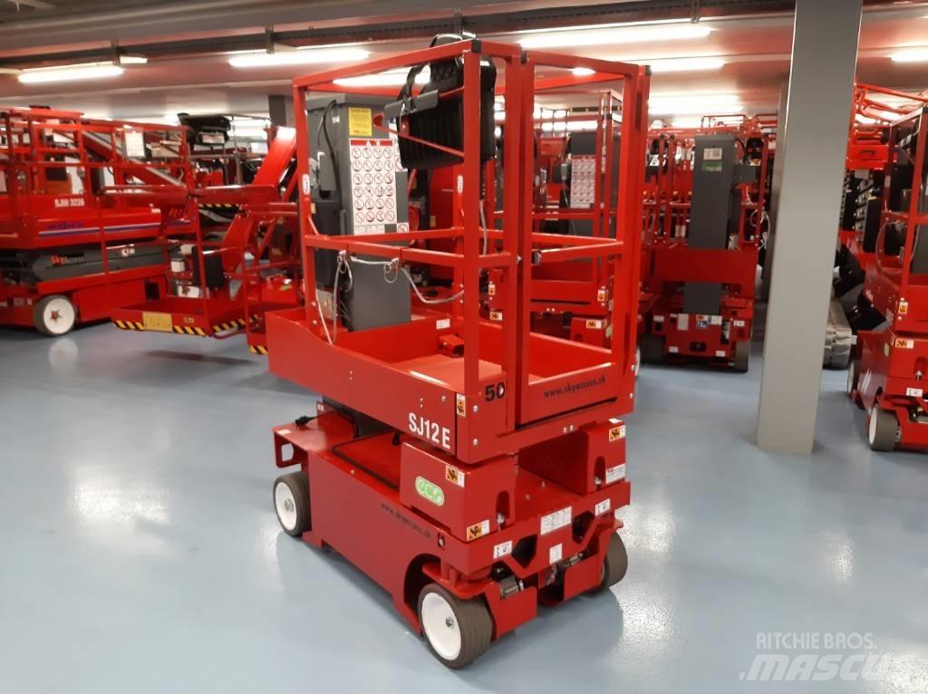 SkyJack SJ12 E Vertikálne stĺpové výťahy