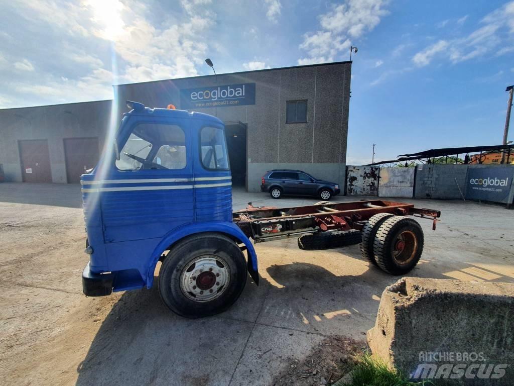 Pegaso COMET 1090 Nákladné vozidlá bez nadstavby