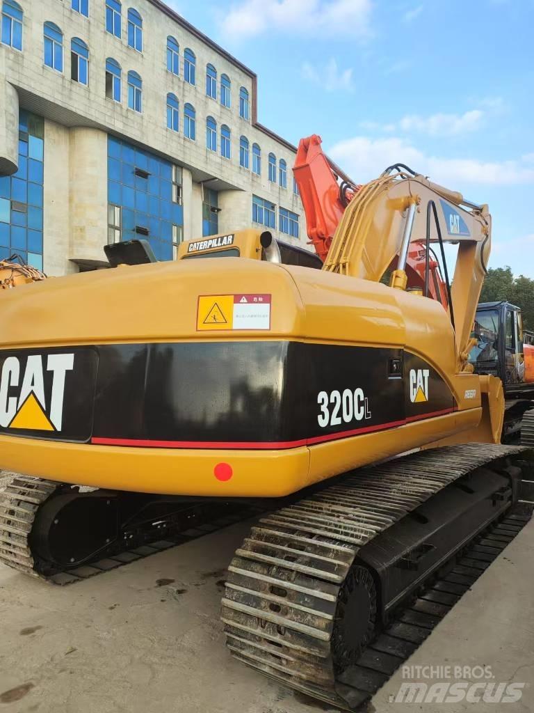 CAT 320 C L Pásové rýpadlá