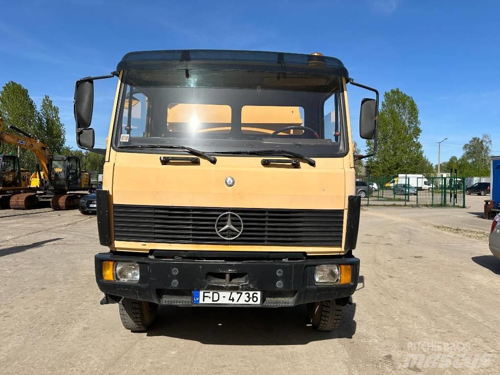 Mercedes-Benz 1317 Cisternové nákladné vozidlá