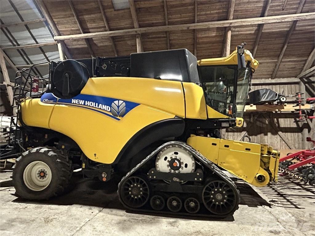 New Holland CR 9090 Kombinované zberacie stroje