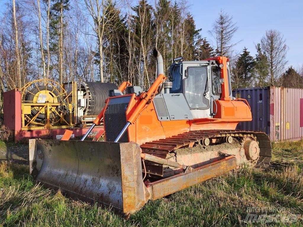 Komatsu D65PX-15E0 Pásové dozéry