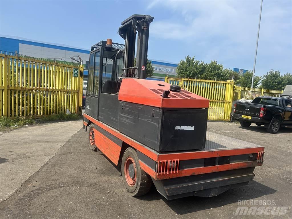 Linde S40 Bočný vysokozdvižný vozík
