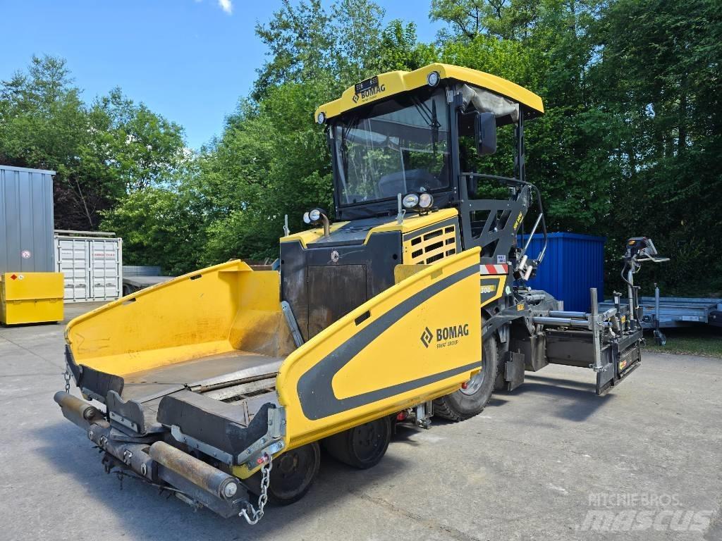 Bomag BF 300 P-2 Finišéry