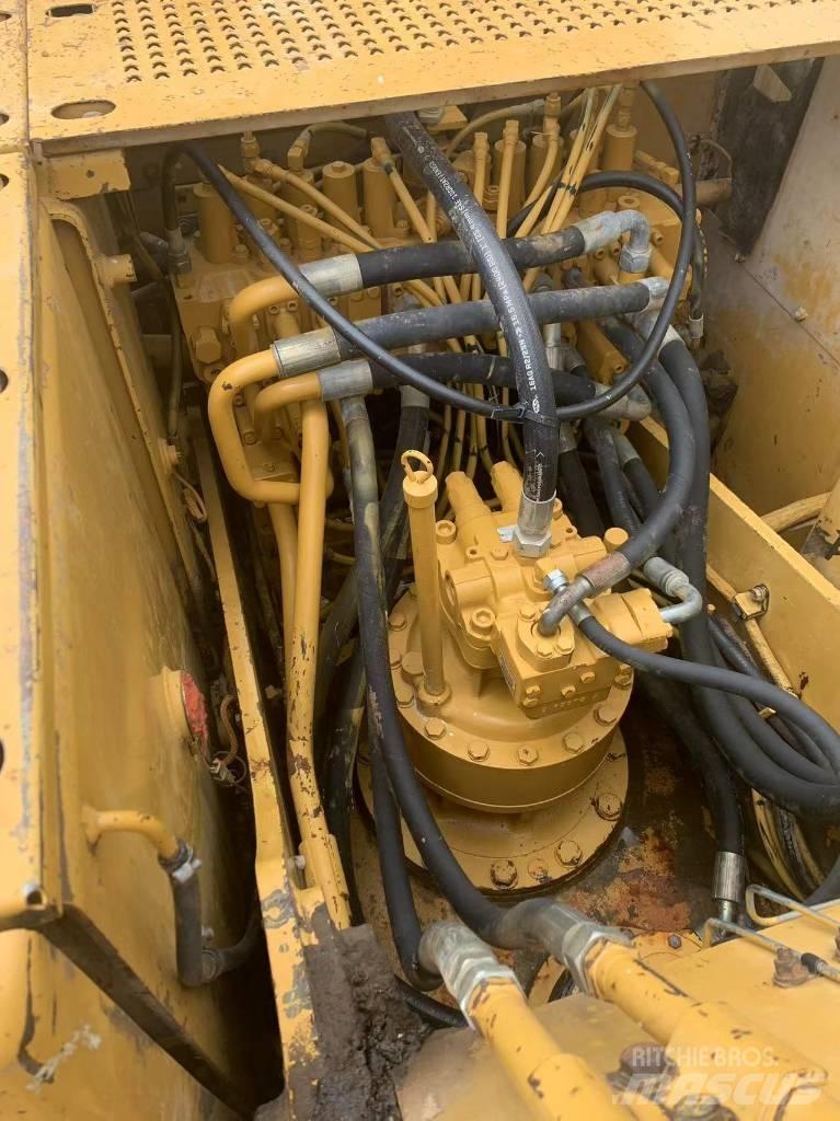 CAT 320 C Pásové rýpadlá