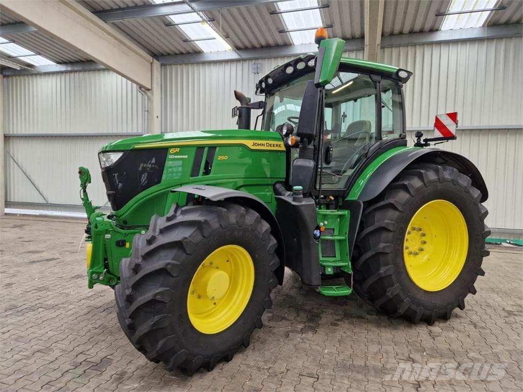 John Deere 6R 250 Traktory
