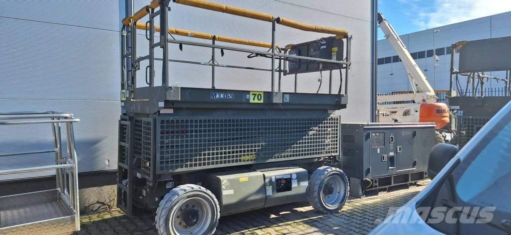 JLG M 3369 Nožnicové zdvíhacie plošiny