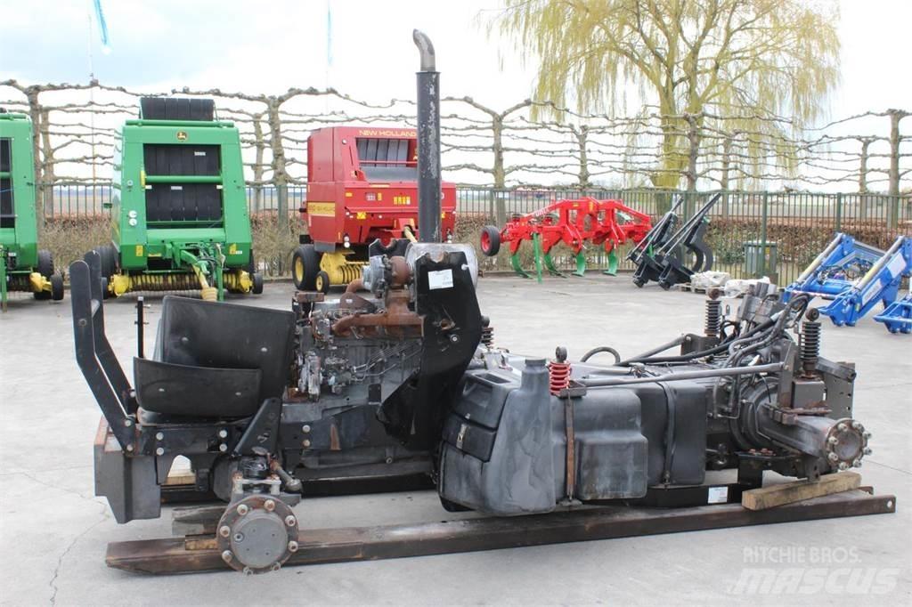 Renault Ares 626RZ Traktory