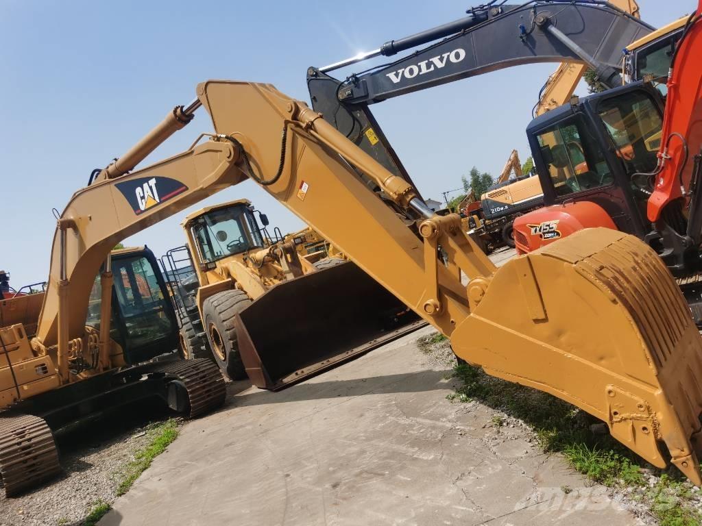CAT 320 C L Pásové rýpadlá