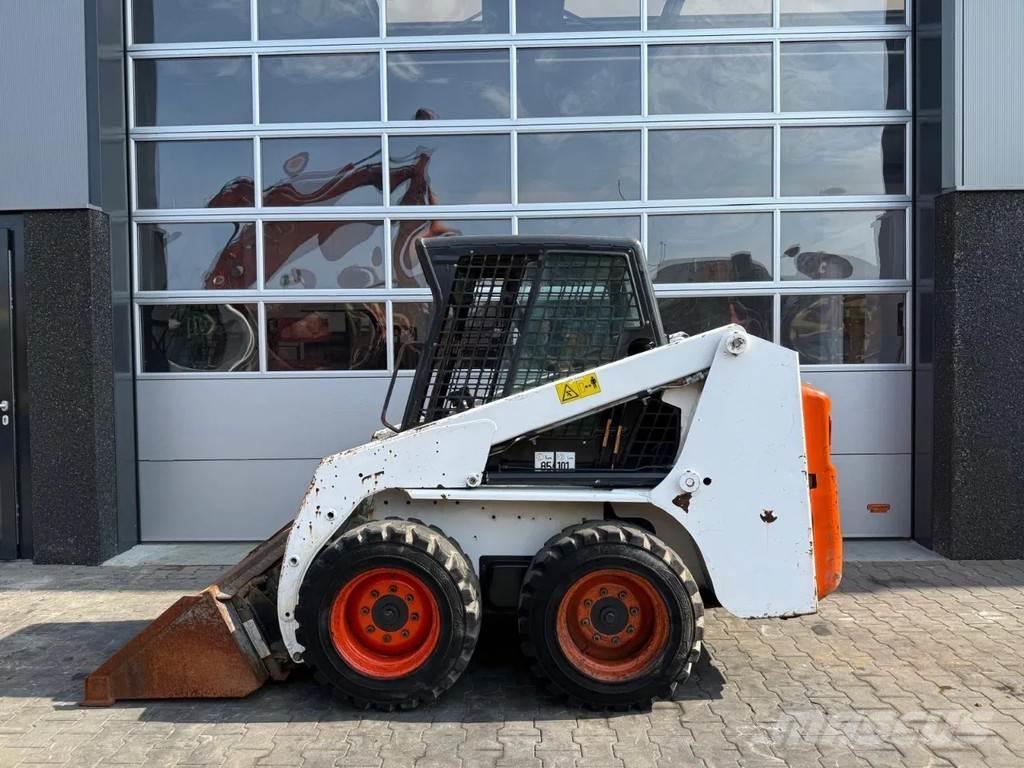 Bobcat S130 Šmykom riadené nakladače