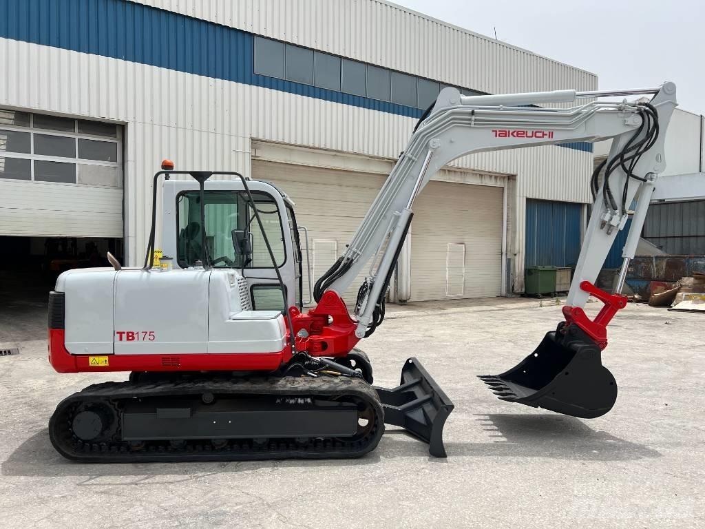 Takeuchi TB175 Midi rýpadlá 7 t - 12 t