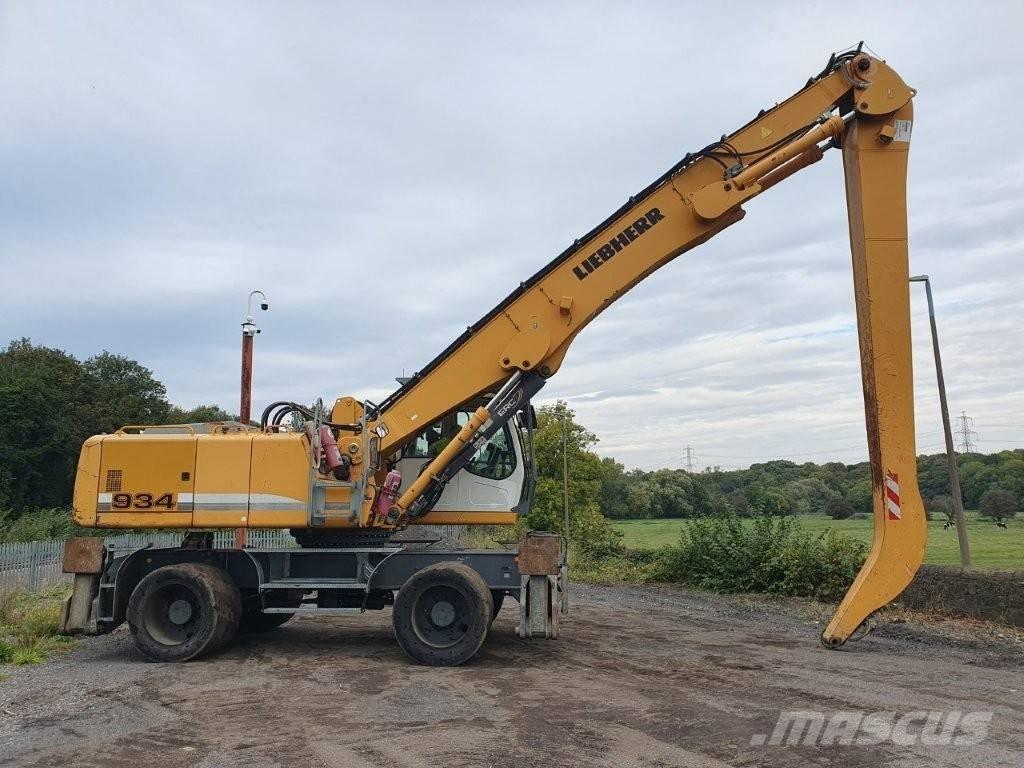 Liebherr A 934 C Stroje pre manipuláciu s odpadom