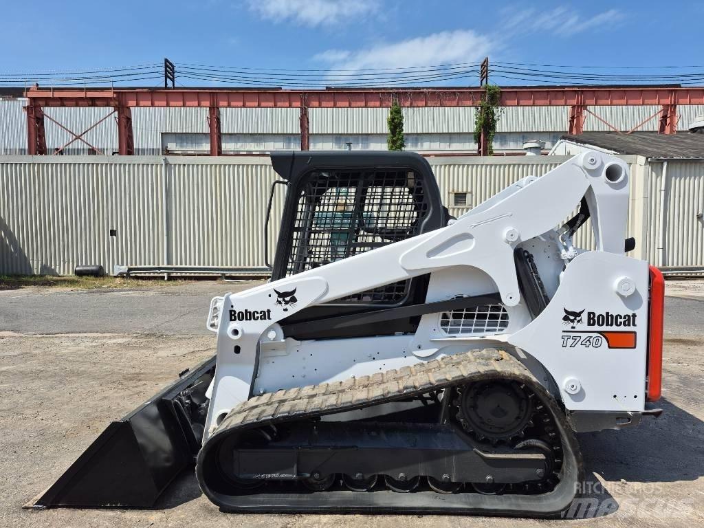 Bobcat T 740 Šmykom riadené nakladače